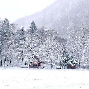 Brvnara Zen House, Brod na Kupi
